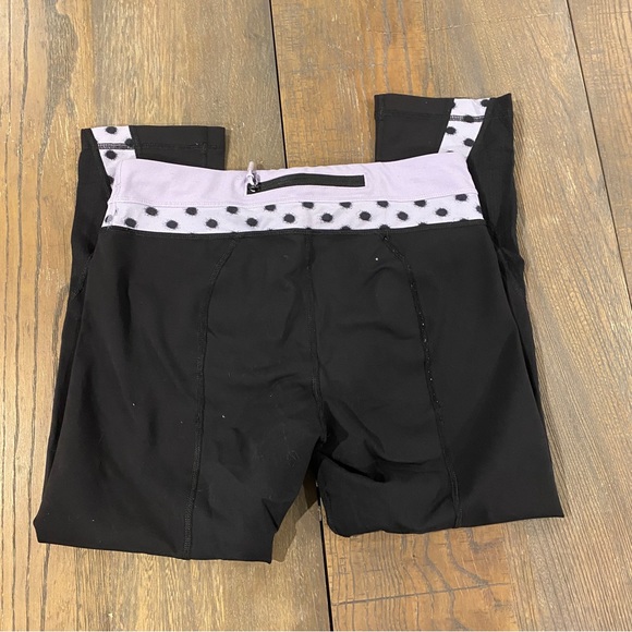 Lululemon Run: Inspire Crop II Lilac / High Noon Dot Lilac leggings 6 - Picture 4 of 6